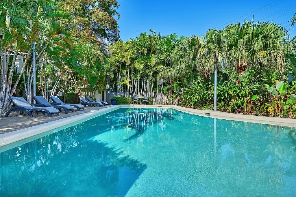 Trinity Beach Club Holiday Apartments Australia